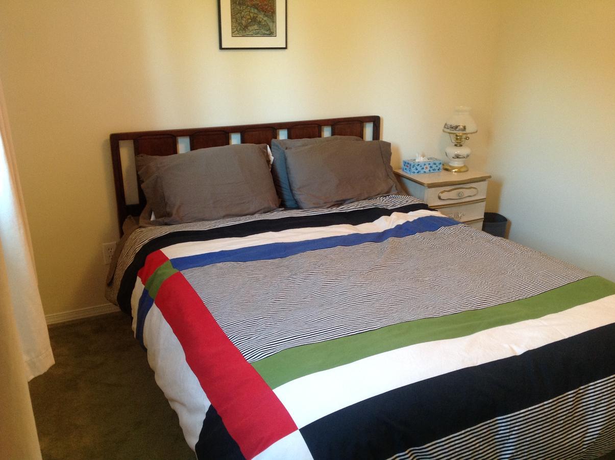 Laurel'S Cottage By Elevate Rooms Qualicum Beach Eksteriør billede